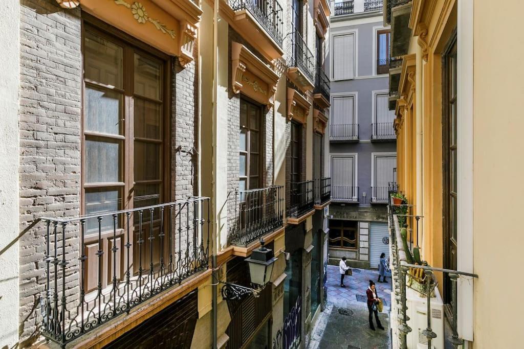 グラナダCentrico Apto Cerca De La Catedral Zacatinアパートメント エクステリア 写真